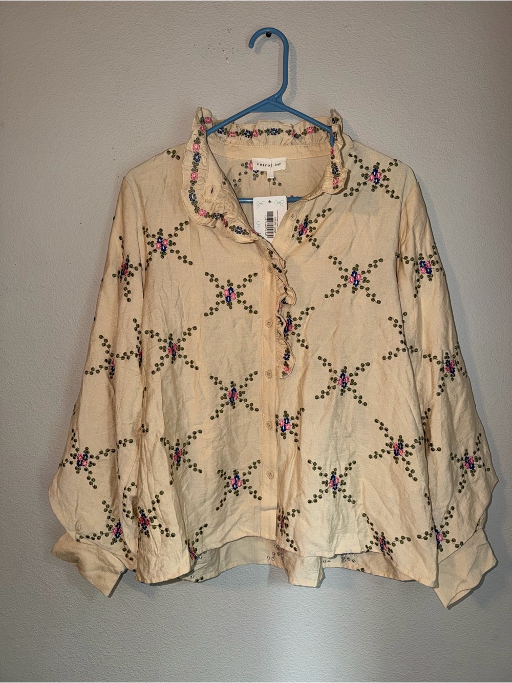 Women’s Entro Blouse Large Floral Embroidered Ruffle Top Boho Chic Southern New - Picture 3 of 7